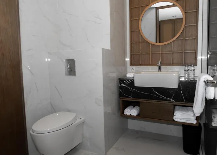 Aparthotel Tanjung Benoa Suites *